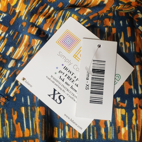 LulaRoe Irma XS NWT - Picture 2 of 3